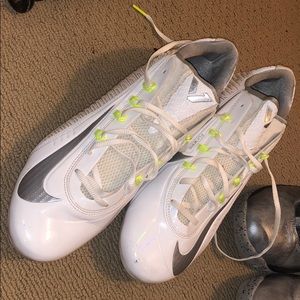 NIKE CLEATS